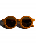 lunettes de soleil protection UV 400 moutarde